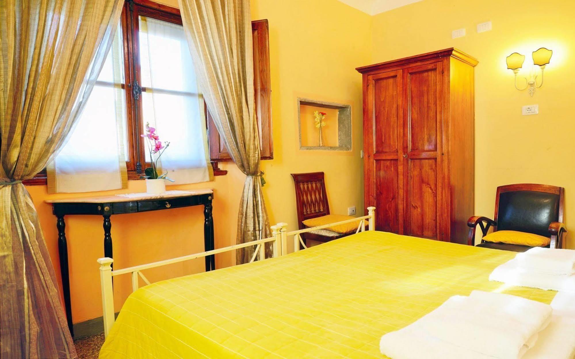 فندق Sani Tourist House فلورنس المظهر الخارجي الصورة